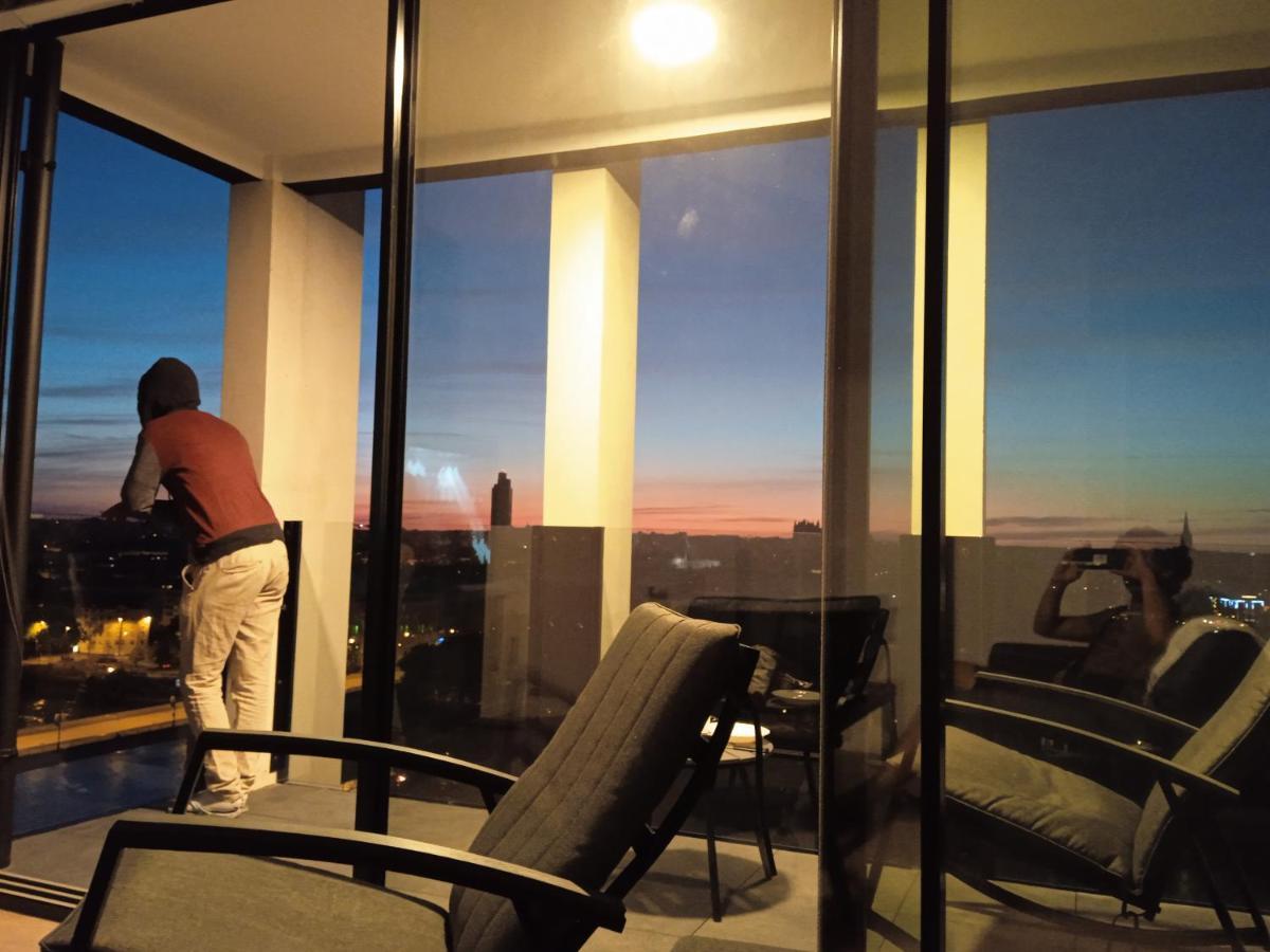 Appartement Standing Vue Panoramique Sur Nantes Luaran gambar